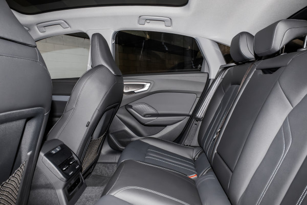 2025 Audi A5 B10 TFSI 150kW S line Sedan image 9