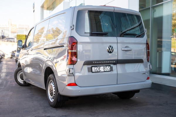 2026 MY25 Volkswagen Transporter NSN TDI 125kW Van Image 2