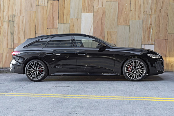 2025 Audi S5 B10 270Kw v6 Wagon image 3