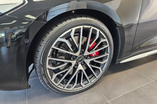 2026 Audi S5 Sedan Image 9