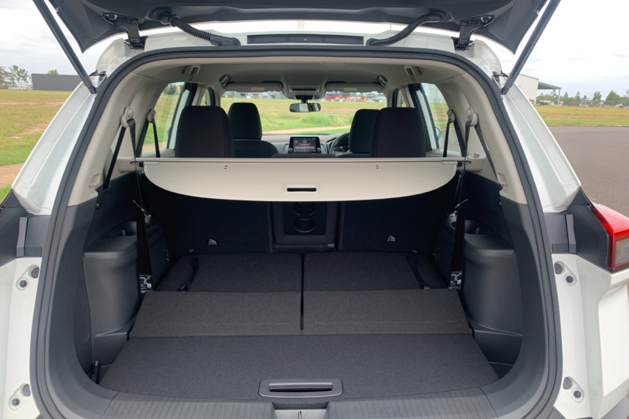2024 MY25 Nissan X-Trail T33 ST SUV Image 10