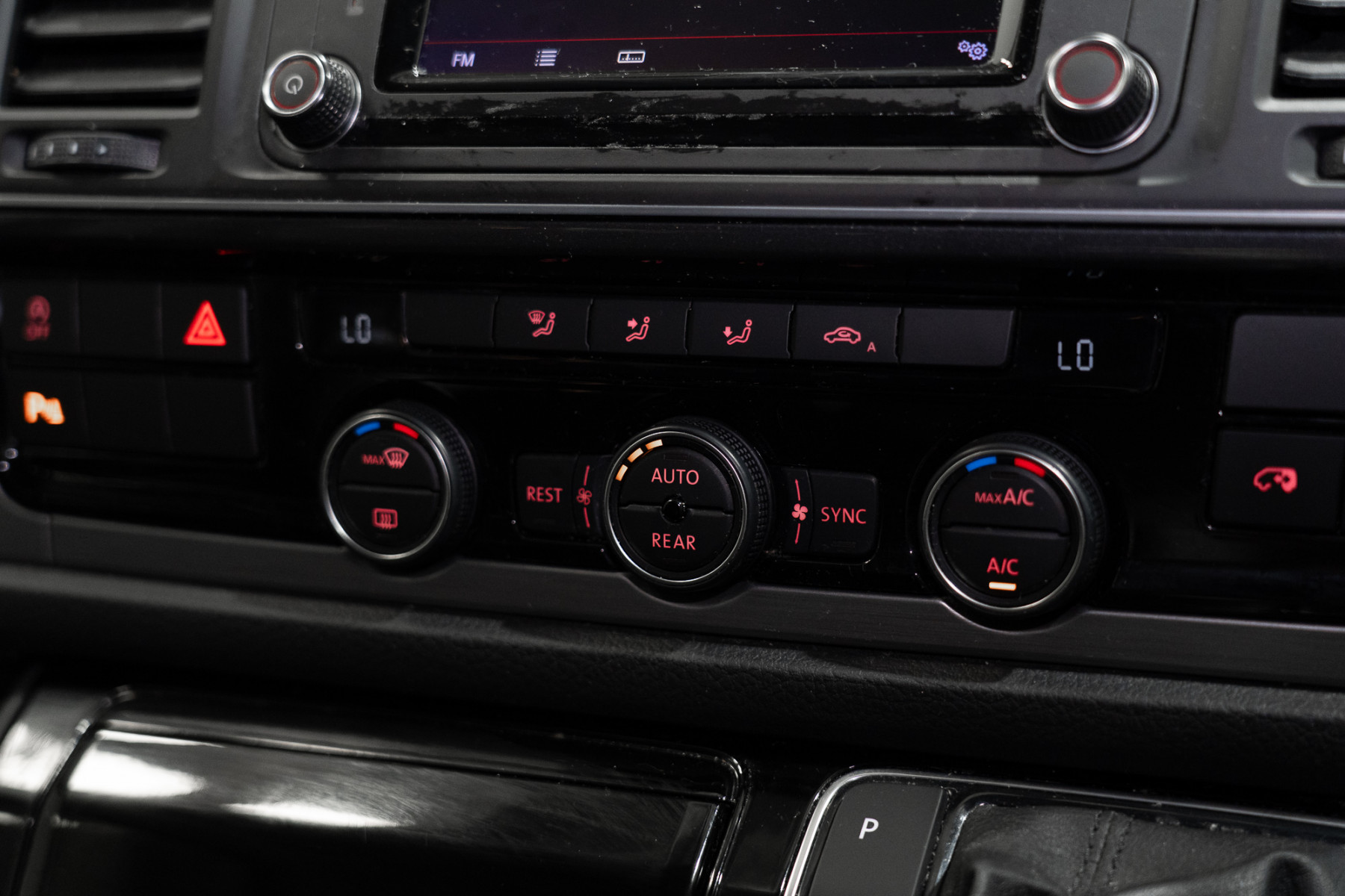 2018 Volkswagen Multivan Comfortline Tdi340 SUV Image 16