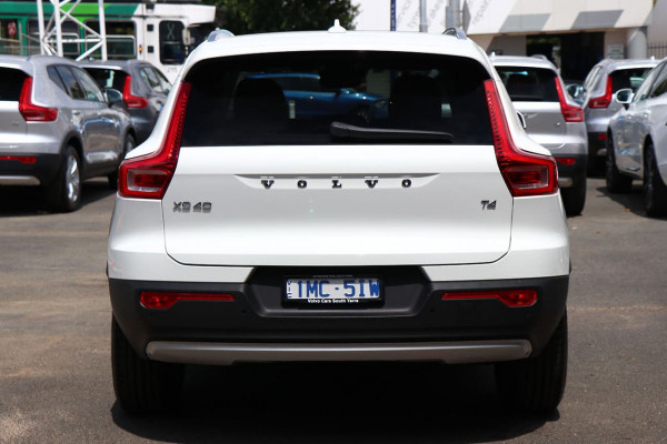 2018 Volvo Xc40 (No Series) MY19 T4 Momentum Suv Image 4