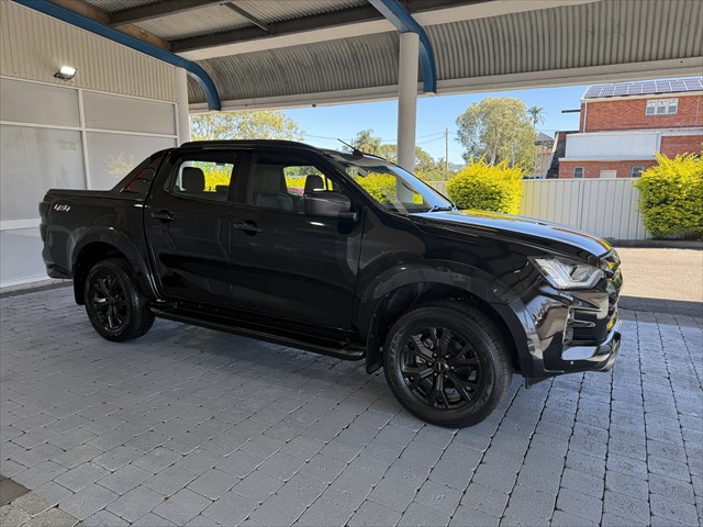 2022 MY23 Isuzu D-MAX RG X-TERRAIN Ute Image 5