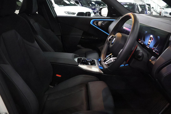 2025 BMW X3 G45 M50 xDrive SUV image 15