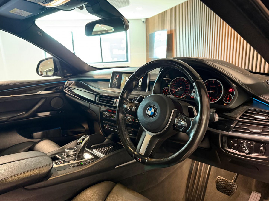 2016 BMW X6 F16 xDrive40d SUV Image 13