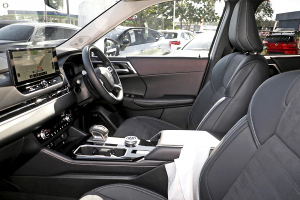 2025 Mitsubishi Outlander ZM Aspire SUV Image 12