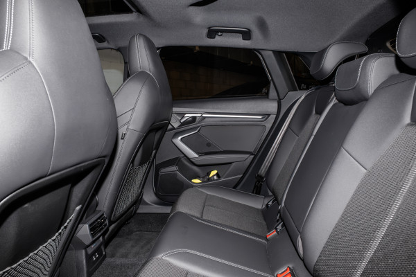2025 Audi A3 GY TFSI 110kW S line Hatch image 9
