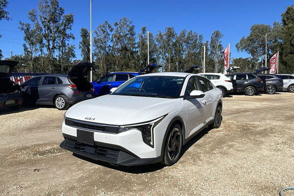 2024 MY25 Kia K4 CL4m Sport Sedan Image 3