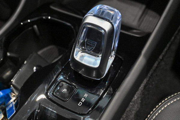 2026 Volvo XC40 XZ Ultra B4 Bright SUV Image 18