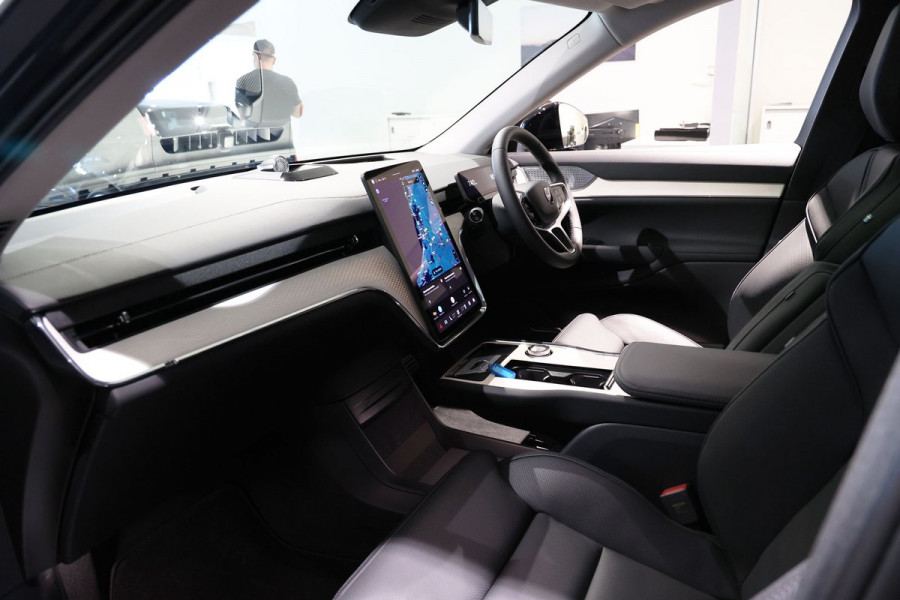 2026 Volvo EX90  Ultra Twin Motor Performance SUV Image 30