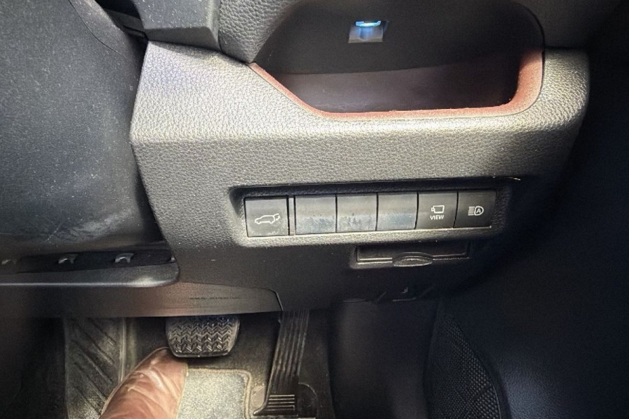 2020 Toyota RAV4 AXAH52R Cruiser SUV Image 25