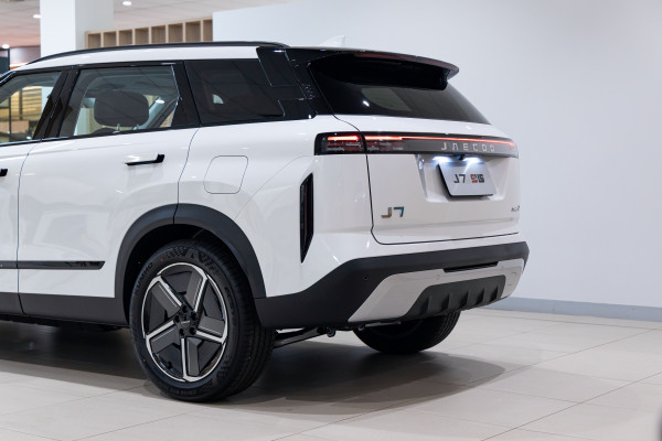 2027 Jaecoo J7 SHS Summit Wagon image 17