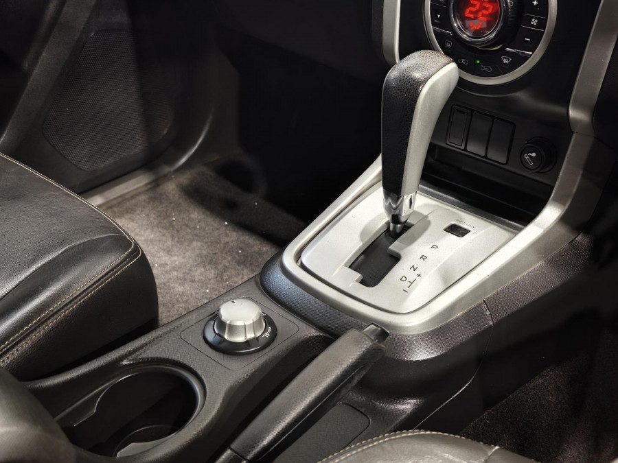 2014 Isuzu MU-X LS-T SUV Image 13