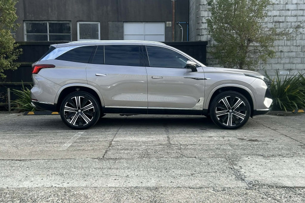 2026 MG QS Essence SUV Image 3