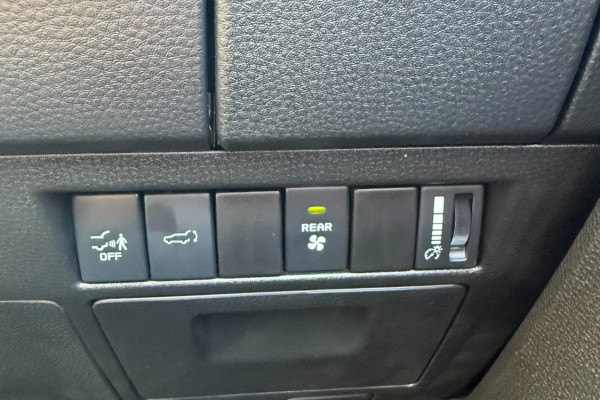 2026 Isuzu MU-X RJ X-TERRAIN SUV Image 19