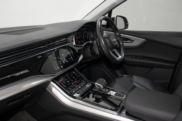 2021 Audi Q7 4M 45 TDI SUV Image 23