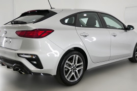 2018 MY19 Kia Cerato Hatch BD Sport with Safety Pack Hatchback