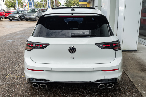 2026 MY25 Volkswagen Golf 8.5 R Hatch Image 5