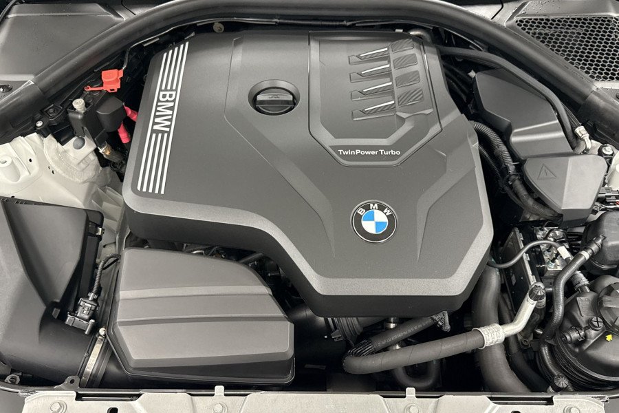2023 BMW 3 Series G20 330i M Sport Sedan Image 11