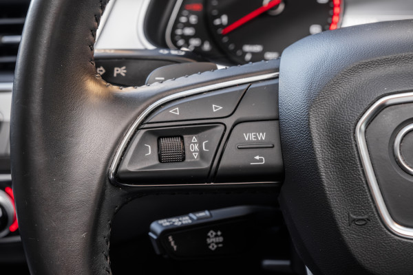 2017 Audi Q7 4M TDI SUV image 11