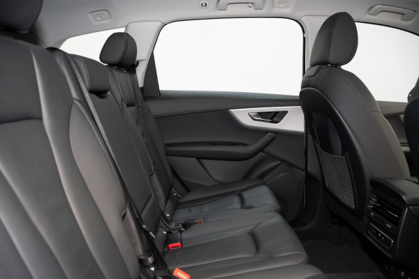 2022 Audi Q7 4M 45 TDI SUV Image 3