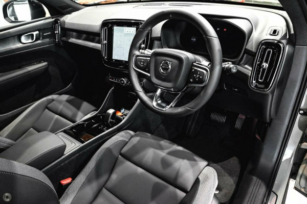 2024 MY25 Volvo EX40 No Series Ultra Single Motor Extended Range SUV Image 6