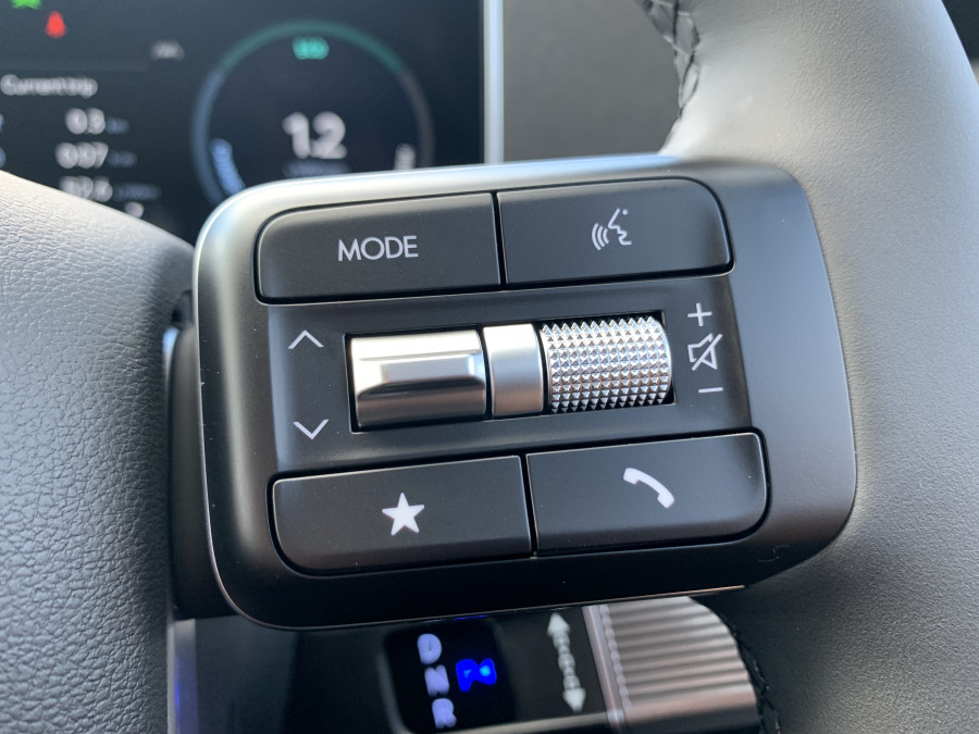2027 Hyundai Santa Fe MX5.V2 Hybrid Elite SUV Image 25