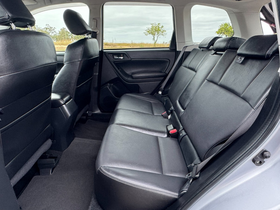 2015 Subaru Forester S4 2.5i-S SUV Image 12