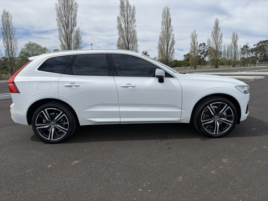 2017 MY18 Volvo XC60 UZ D5 R-Design SUV Image 3