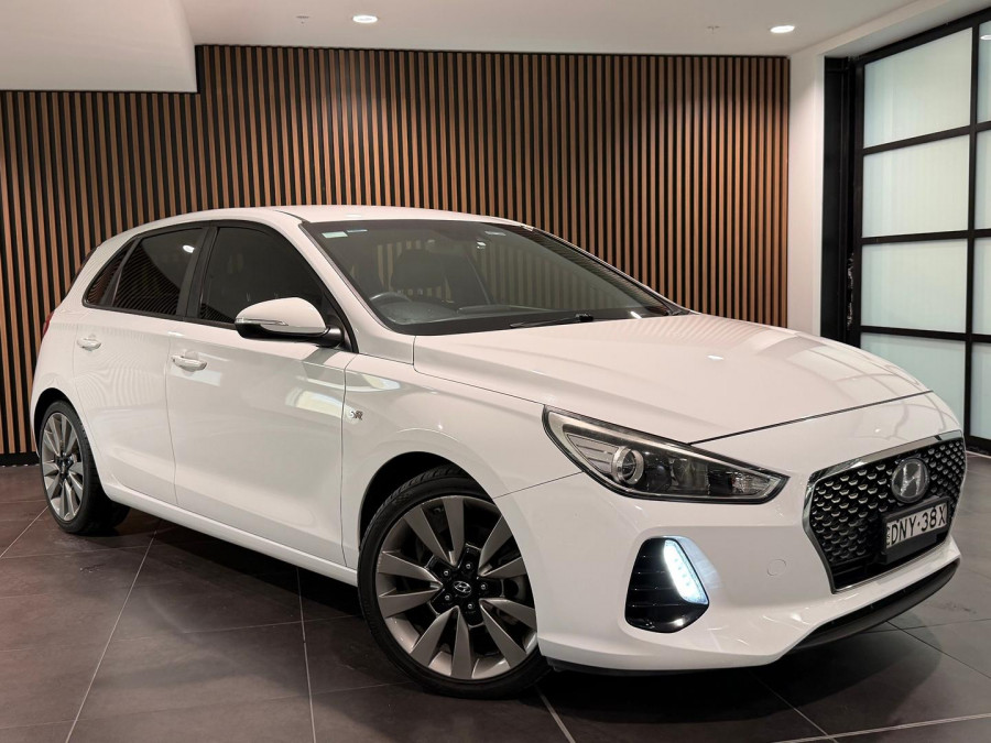 2017 MY18 Hyundai i30 PD SR Hatch Image 1