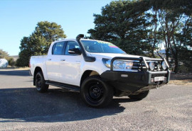 Toyota HiLux SR GUN126R