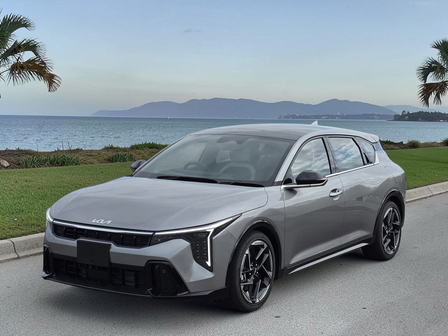 2025 MY26 Kia K4 CL4m GT-Line Hatch Image 4