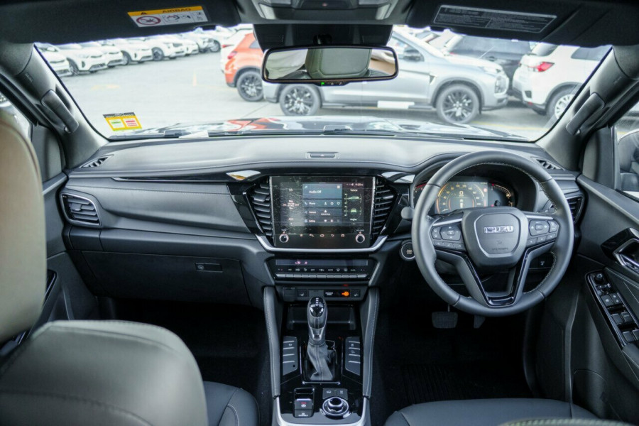 2026 MY25.5 Isuzu MU-X RJ LS-T SUV Image 19