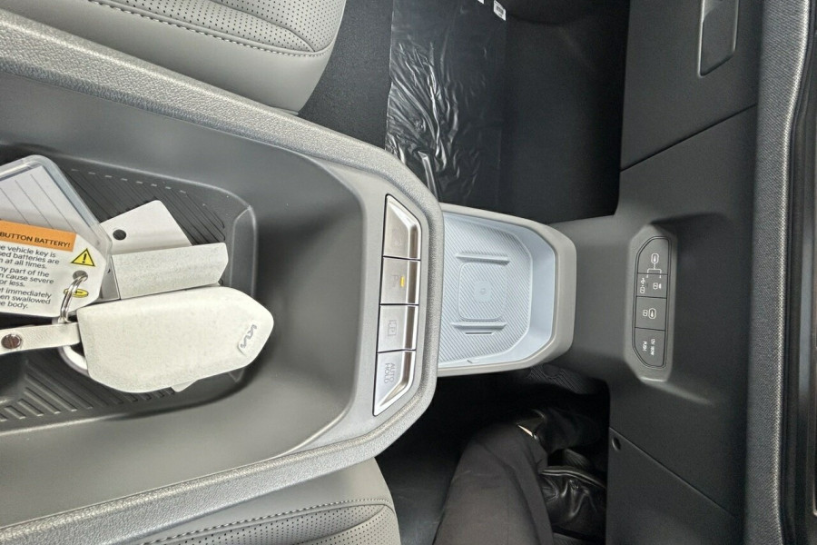 2025 Kia EV3 SV Earth SUV Image 22