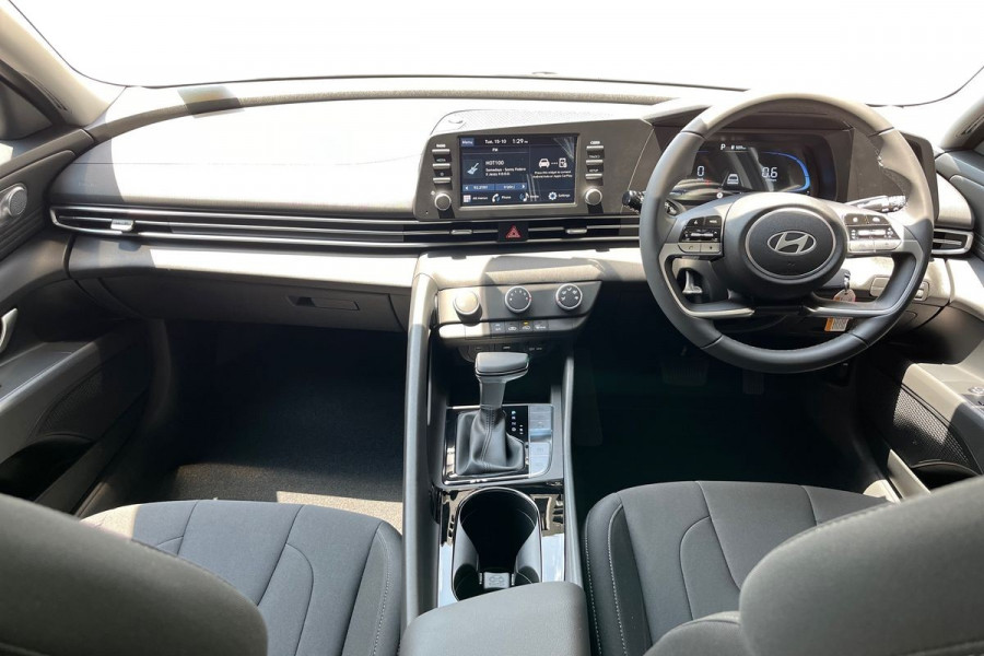 2024 MY25 Hyundai i30 CN7.V2  Sedan Image 9