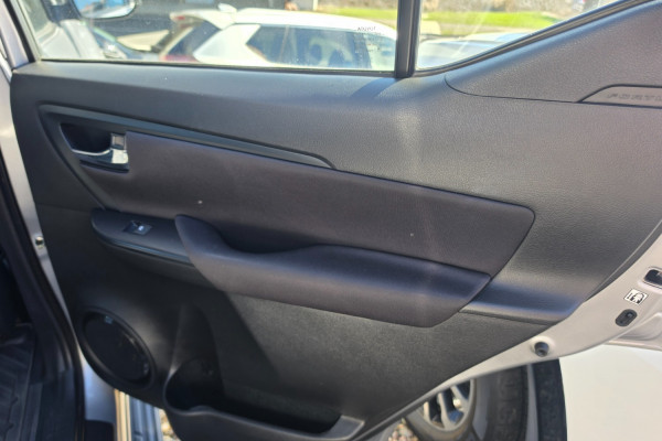 2024 Toyota Fortuner GUN156R GX SUV Image 37