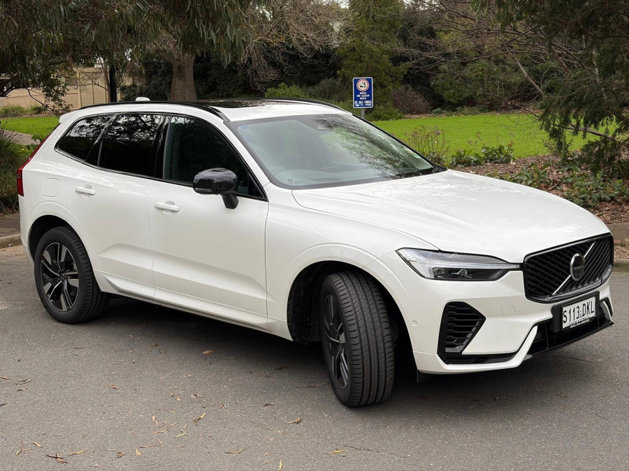 2025 Volvo XC60 UZ Plus T8 Plug-in Hybrid SUV Image 2
