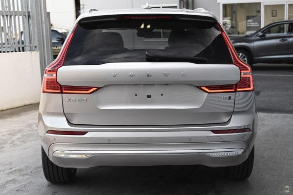 2024 MY25 Volvo XC60 UZ Ultra B5 Bright SUV Image 3