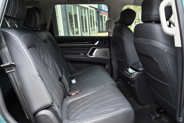 2025 LDV D90 SV9A Executive SUV Image 8