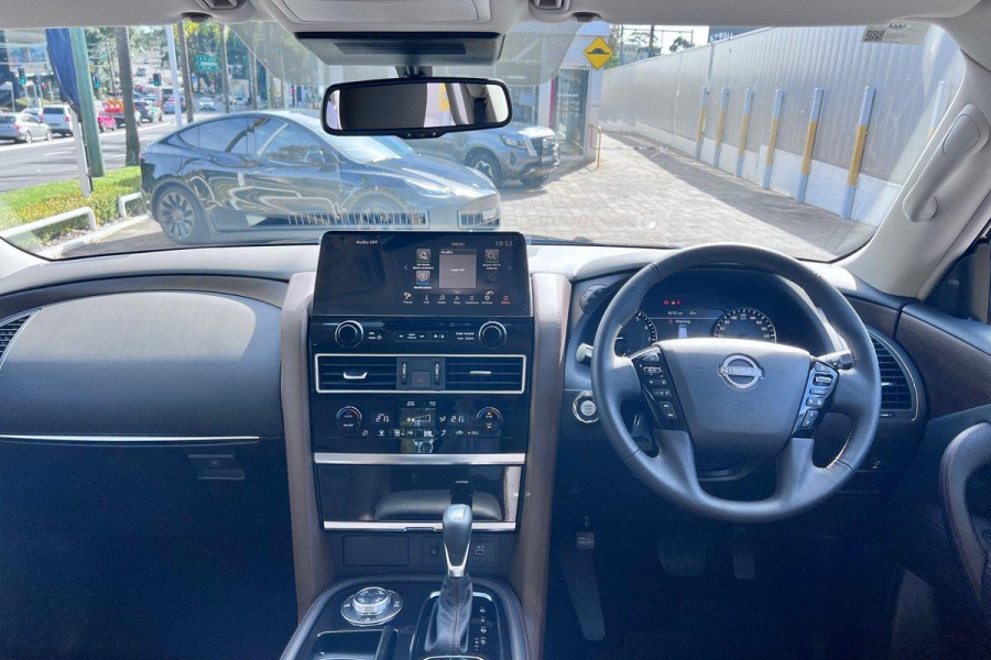 2025 Nissan Patrol Y62 Series 5 Ti SUV Image 18