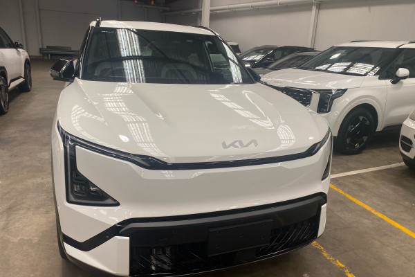 2026 Kia EV5 OVc GT-Line SUV Image 1