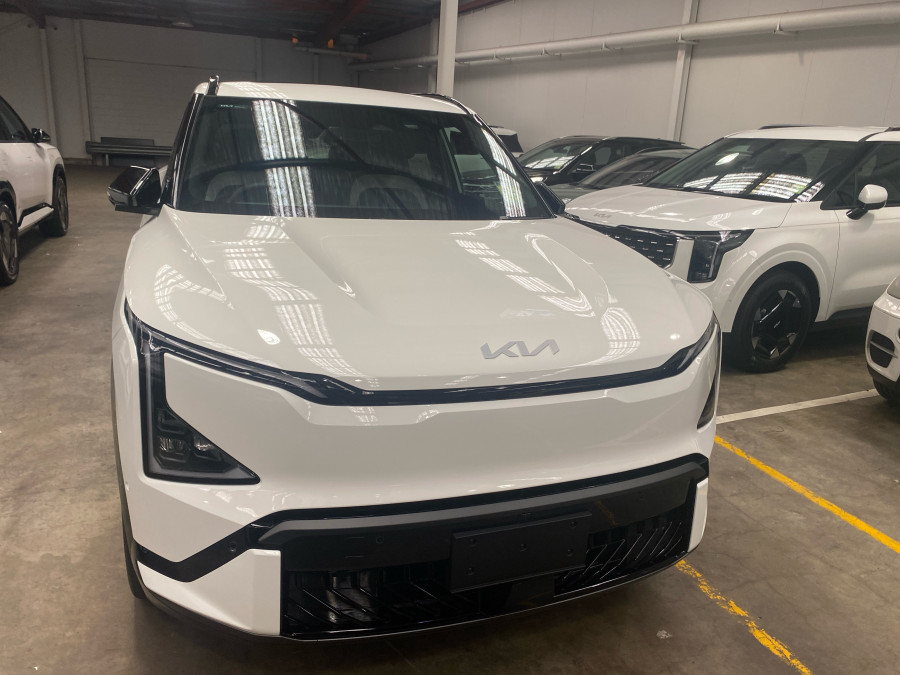 2026 Kia EV5 OVc GT-Line SUV Image 1