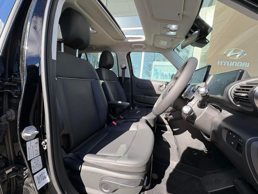 2026 Hyundai INSTER AX.V1 Cross SUV Image 30