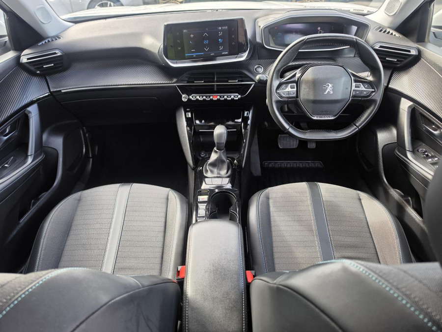2021 Peugeot 2008 P24 Allure SUV Image 11