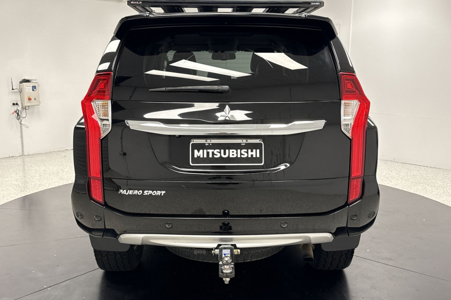 2018 MY19 Mitsubishi Pajero Sport QE Exceed SUV Image 9