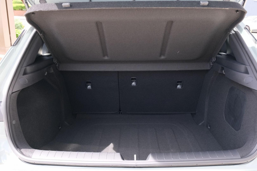 2026 Kia K4 CL4m GT-Line Hatch Image 9