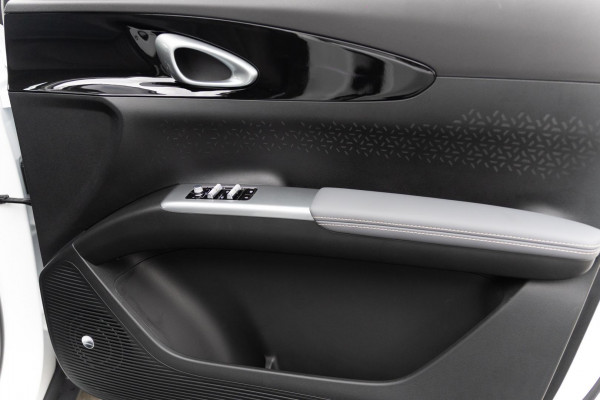 2026 MY27 Geely EX2 E22H Inspire Hatch image 18