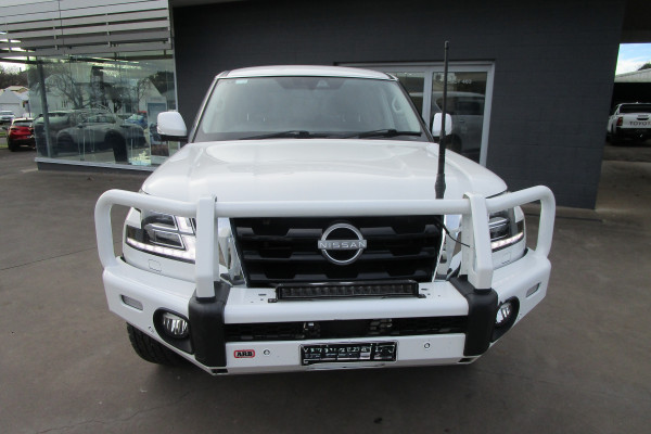 2022 Nissan Patrol PT4PATI22 Ti SUV Image 2