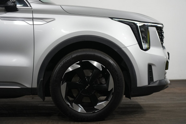 2023 Kia Sorento Sport SUV Image 5